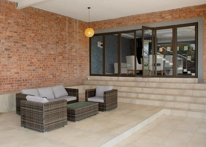 Impecto Guest House